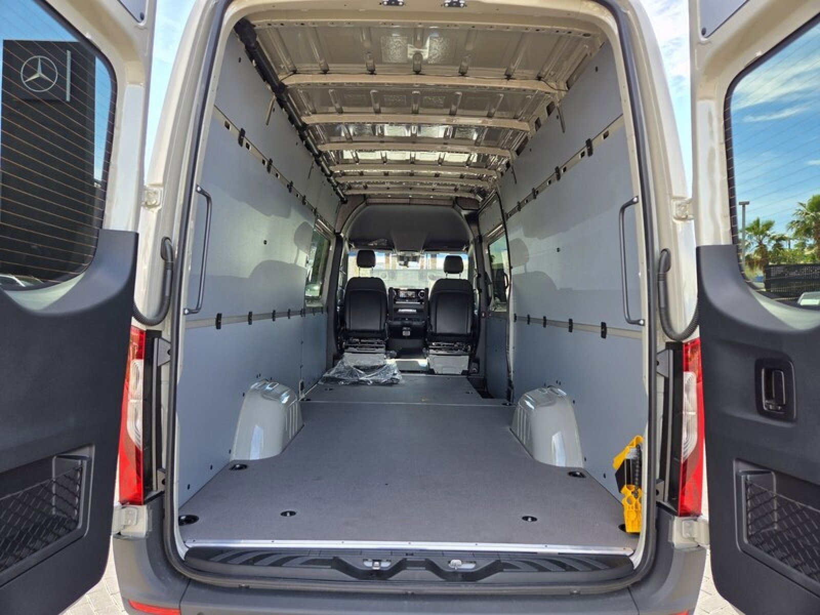 New 2026 Mercedes-Benz Sprinter 2500 image 12