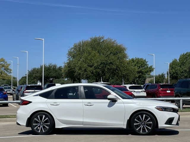 Used 2024 Honda Civic EX-L image 3