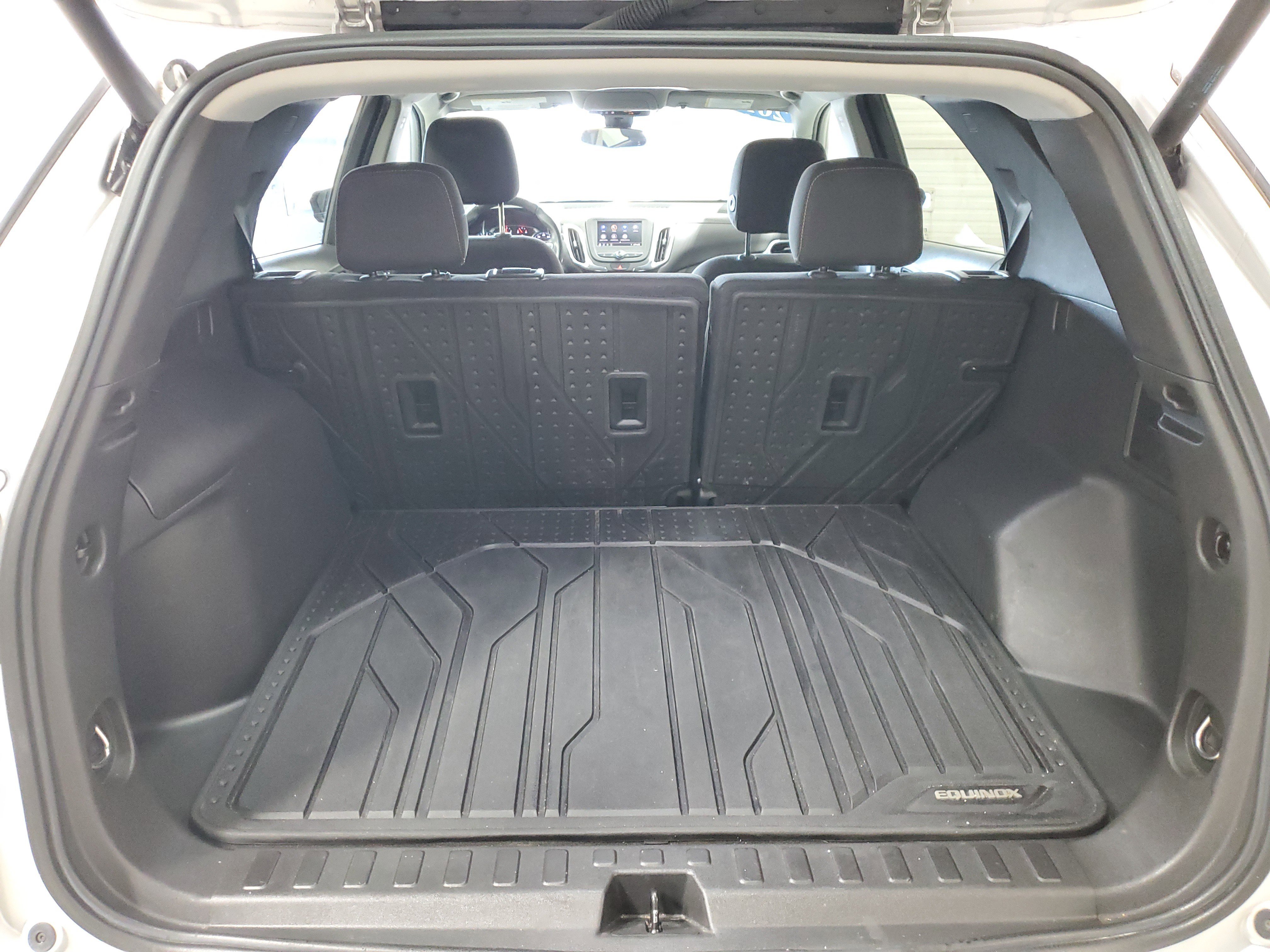 Used 2021 Chevrolet Equinox LT FWD image 9