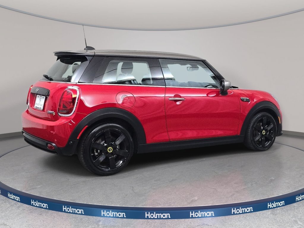 Used 2024 MINI Cooper SE FWD image 6