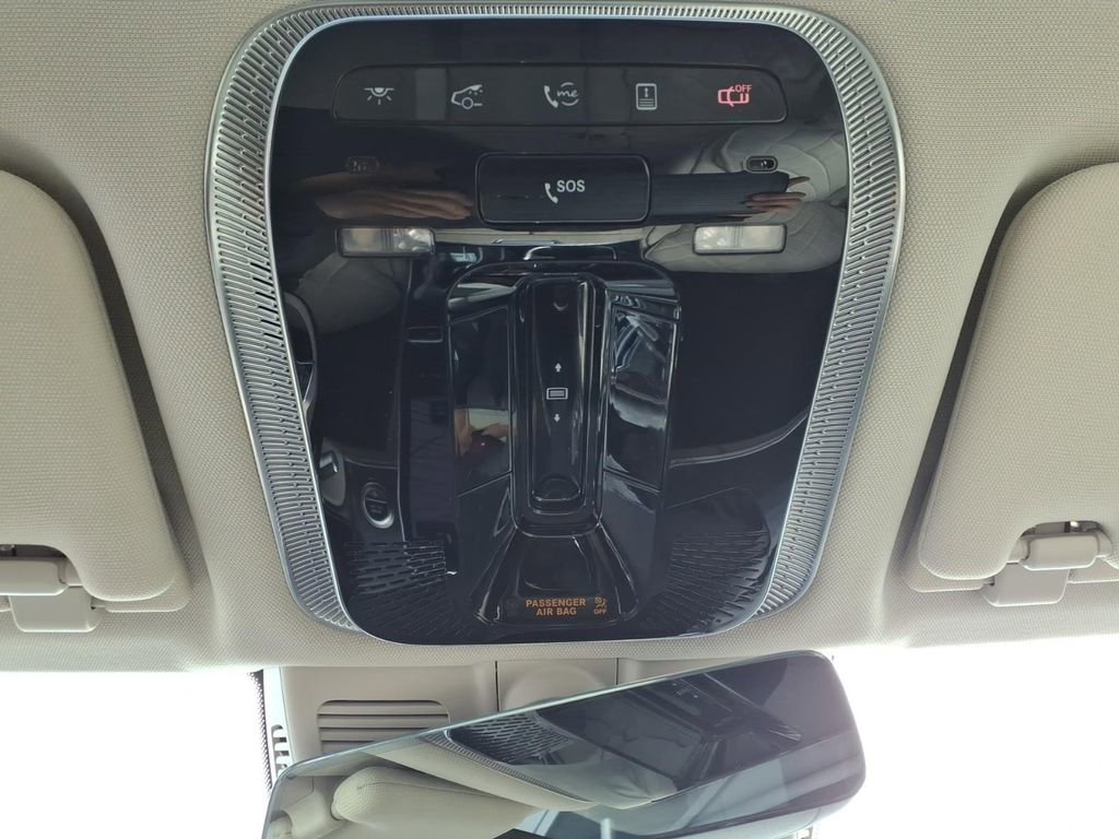 Certified 2025 Mercedes-Benz S 580 4MATIC Sedan image 27