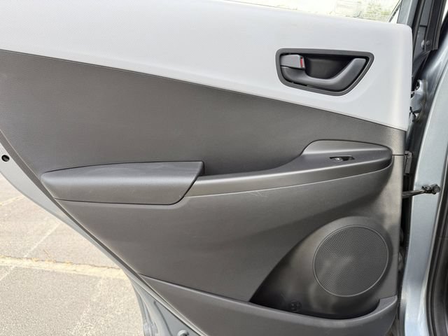 Used 2020 Hyundai Kona SEL Plus FWD image 26