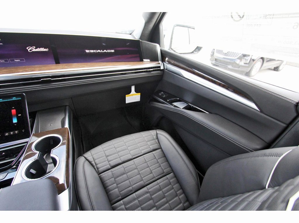 New 2026 Cadillac Escalade Platinum Sport w/ LPO, ONYX Package AWD/4WD image 10