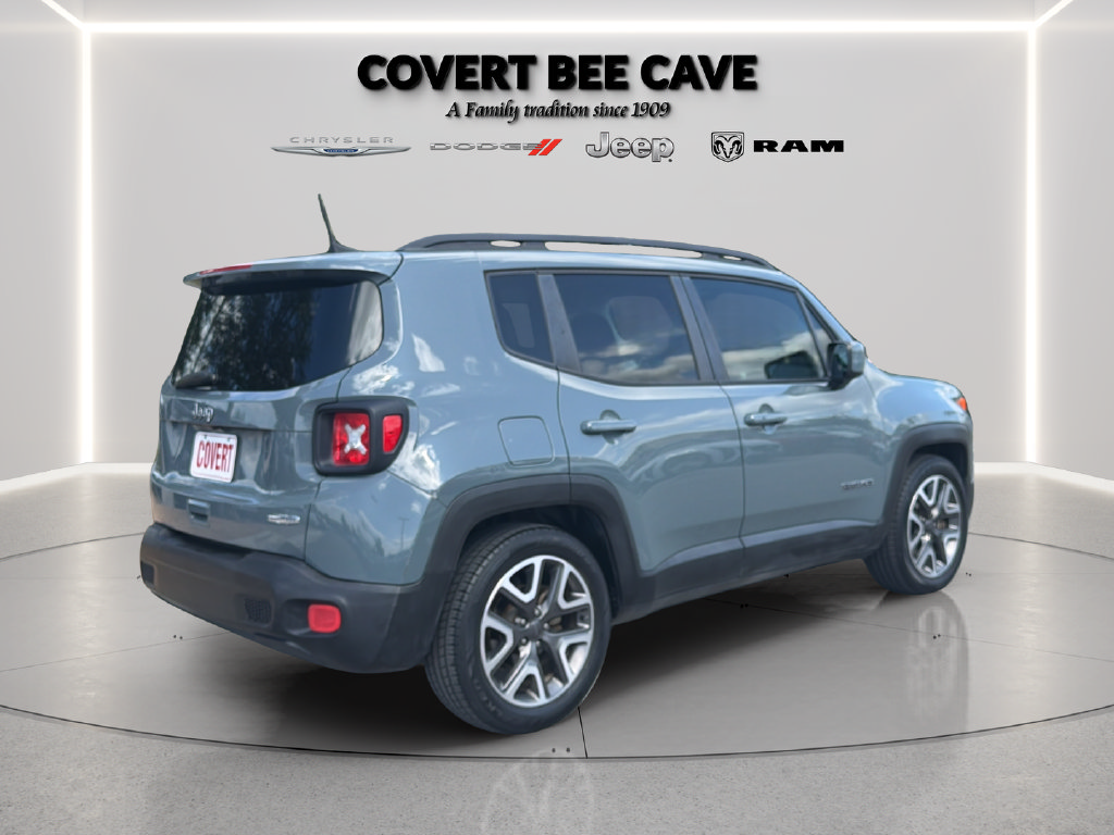 Used 2018 Jeep Renegade Latitude w/ UConnect 8.4 Nav Group FWD image 7