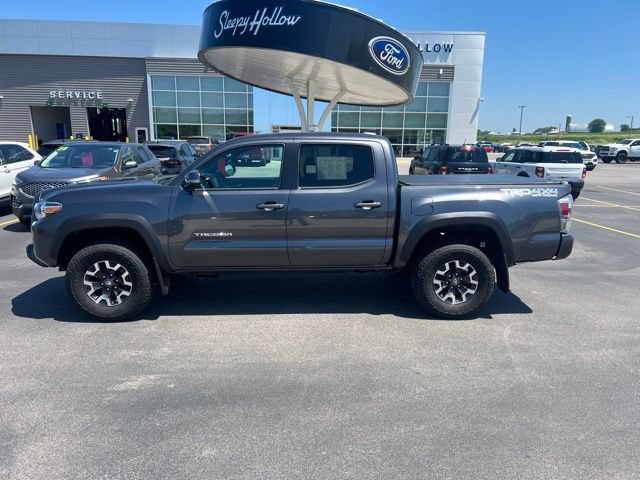 Used 2022 Toyota Tacoma TRD Off-Road w/ Technology Package AWD/4WD image 8