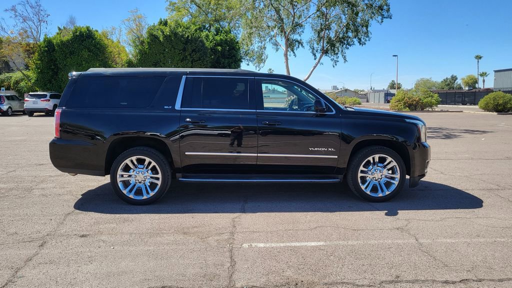 Used 2019 GMC Yukon XL SLT w/ Premium Edition image 10