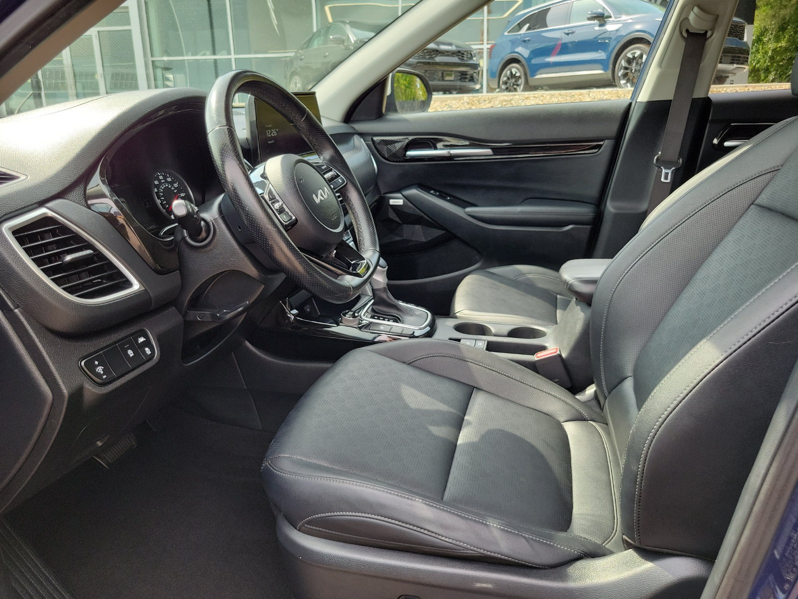Used 2023 Kia Seltos SX AWD/4WD image 9