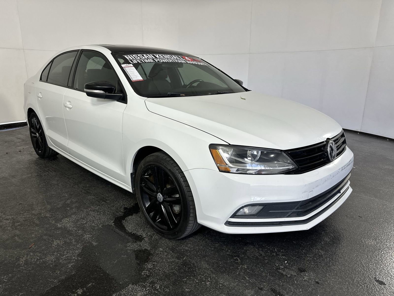 Used 2018 Volkswagen Jetta Sport image 2