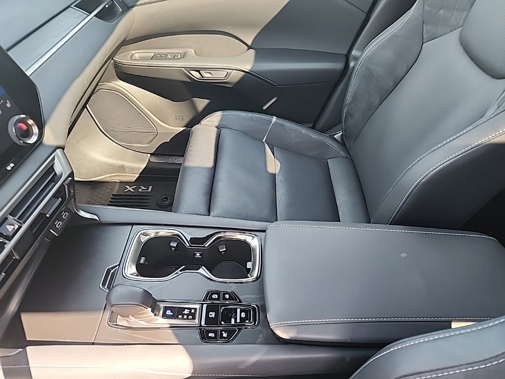 Certified 2025 Lexus RX 350 AWD w/ Convenience Package image 12
