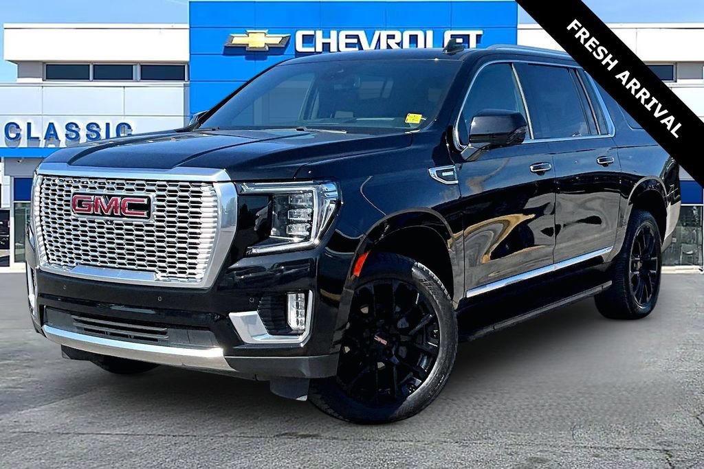 Used 2023 GMC Yukon XL Denali AWD/4WD image 2