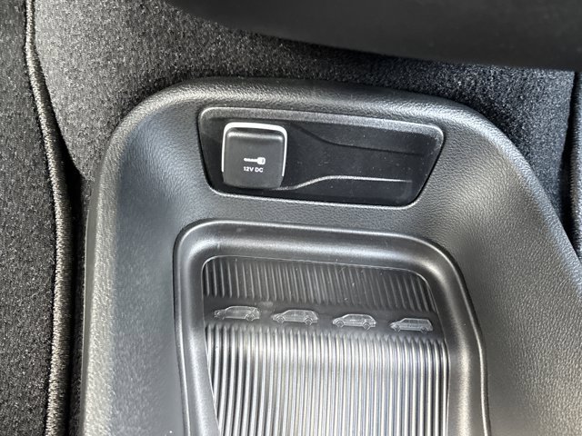 New 2026 Chrysler Pacifica Select image 37