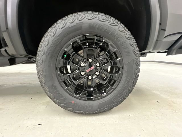 New 2026 GMC Canyon Elevation w/ Convenience Package image 32