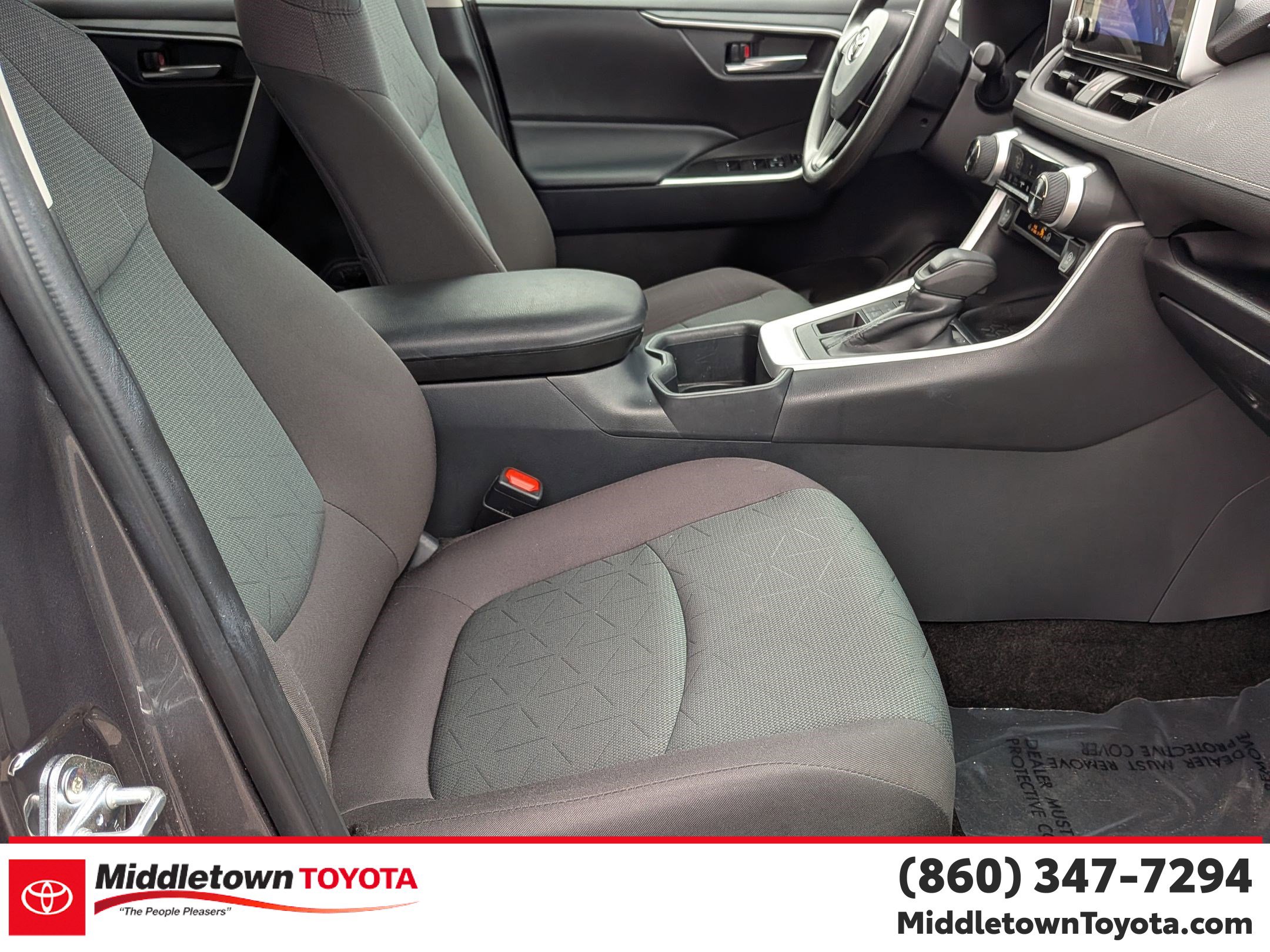 Certified 2025 Toyota RAV4 XLE AWD/4WD image 35