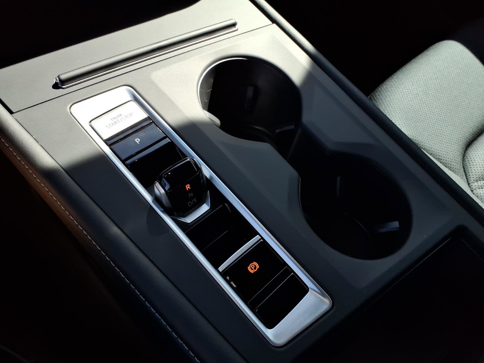 New 2026 Volkswagen Atlas Cross Sport SE image 19