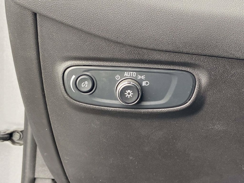 Used 2024 Chevrolet Equinox LT AWD/4WD image 22