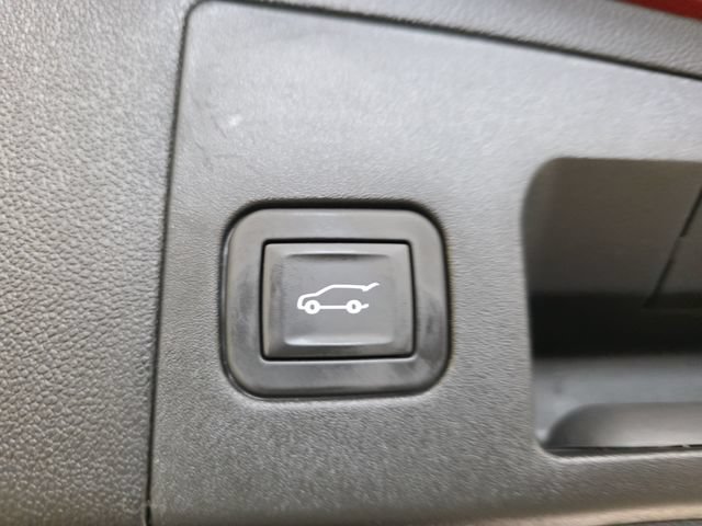 Used 2026 Cadillac XT5 Luxury w/ LPO, Floor Liner Package AWD/4WD image 13