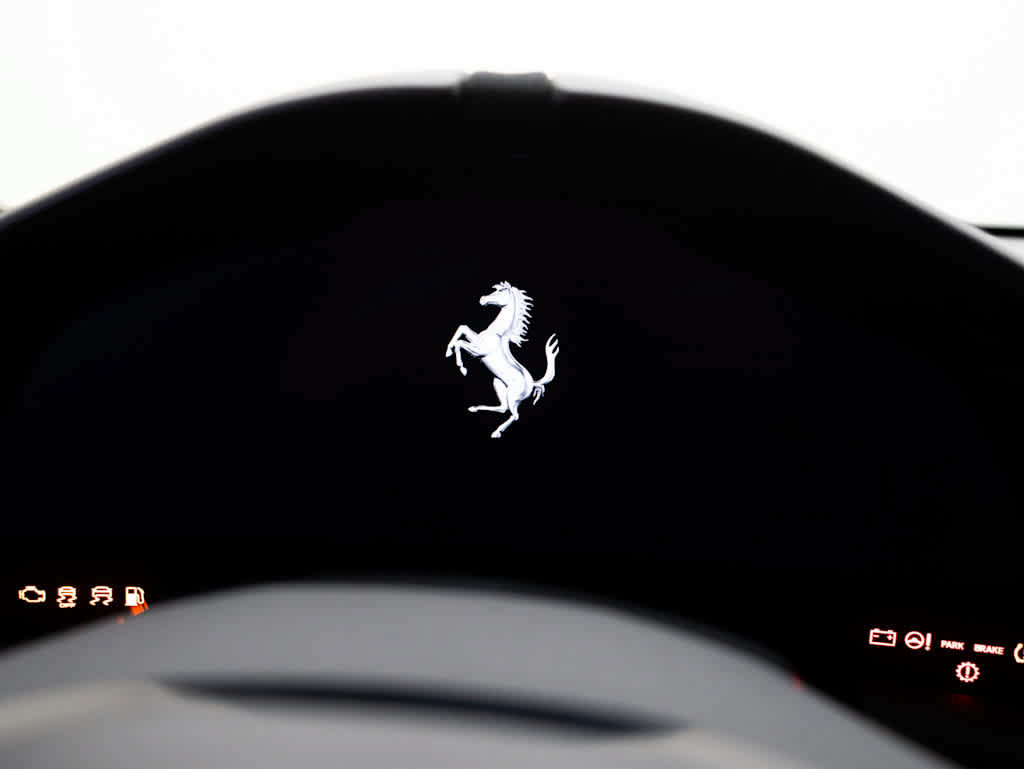 Used 2022 Ferrari Roma RWD image 17