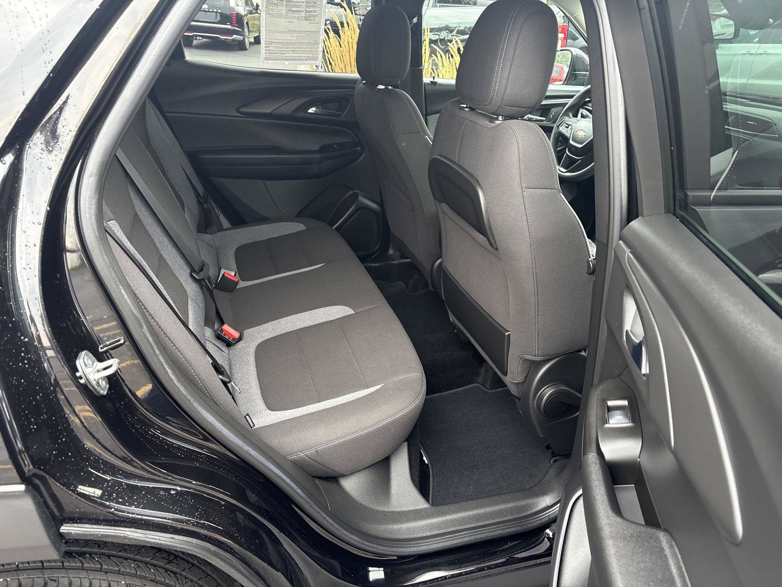 Used 2023 Chevrolet TrailBlazer LT AWD/4WD image 12