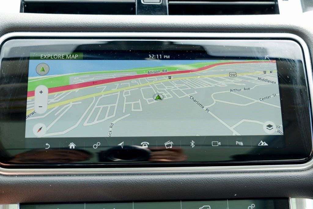 Used 2022 Land Rover Range Rover Sport SE image 49