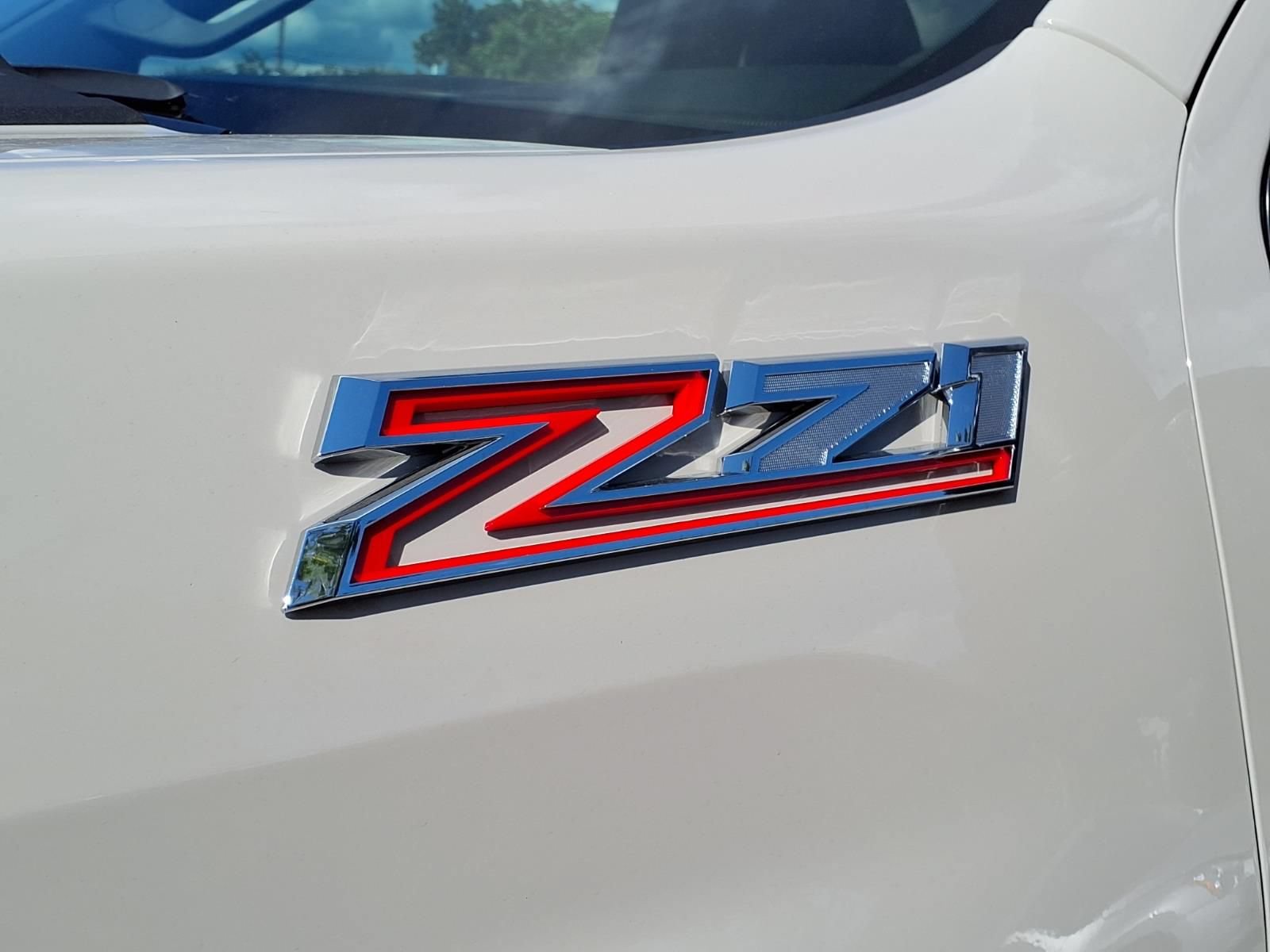 New 2026 Chevrolet Silverado 2500 Custom w/ Custom Convenience Package AWD/4WD image 9