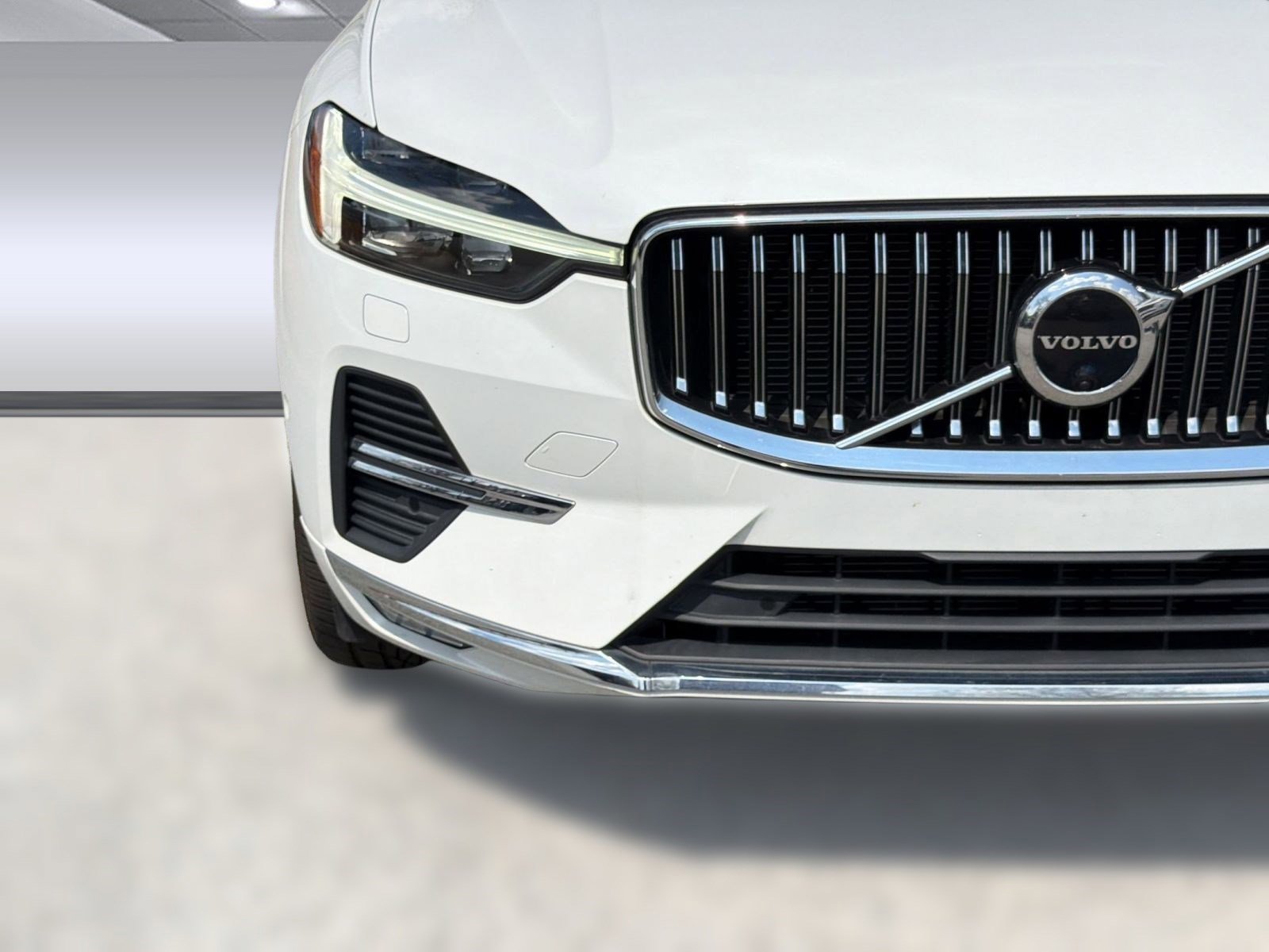 Certified 2023 Volvo XC60 B5 Plus FWD image 28