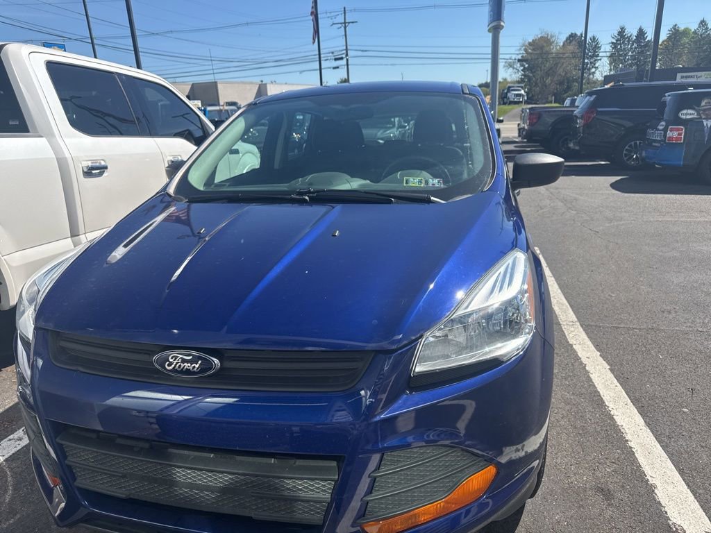 Used 2014 Ford Escape S FWD video 2