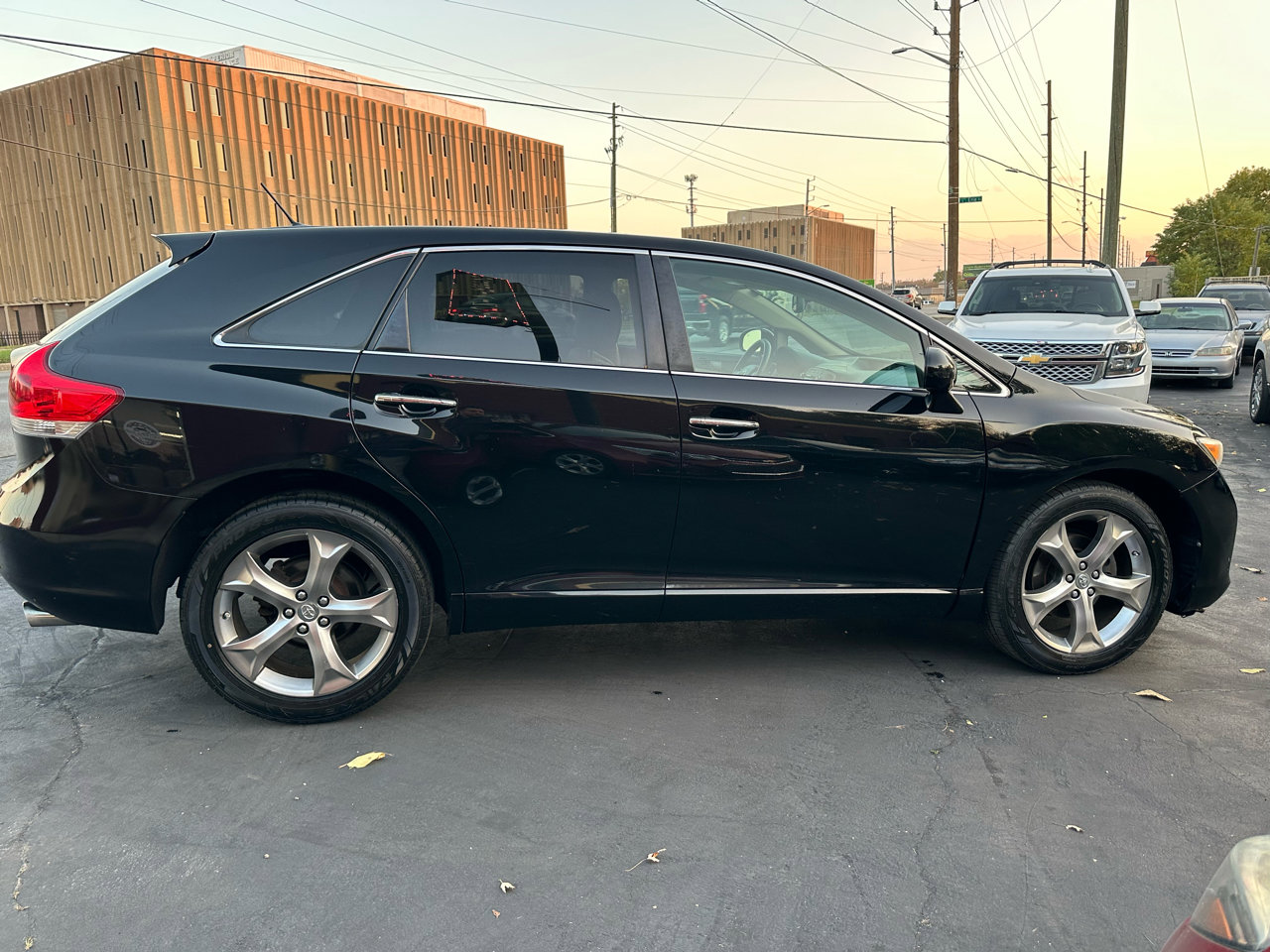 Used 2010 Toyota Venza image 9
