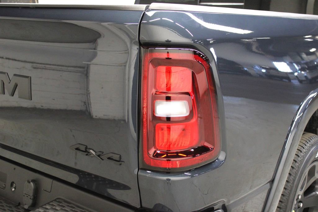 New 2026 RAM 1500 4x4 Crew Cab image 40