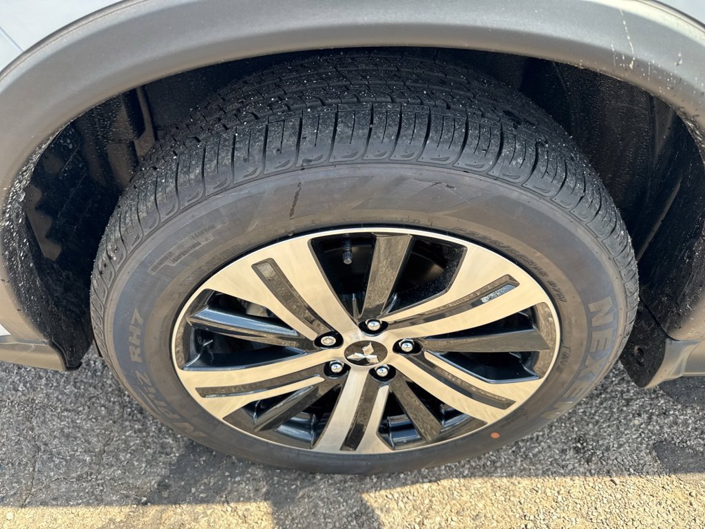 New 2027 Mitsubishi Outlander Sport SE FWD image 36