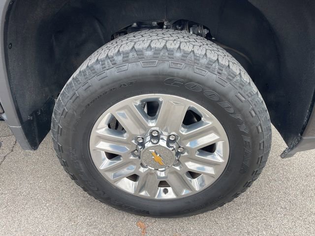 Certified 2024 Chevrolet Silverado 2500 High Country w/ Technology Package image 18