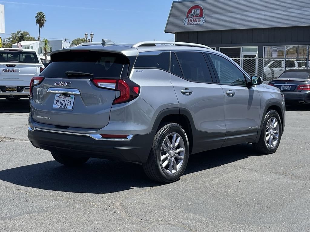 Certified 2024 GMC Terrain SLT FWD image 36