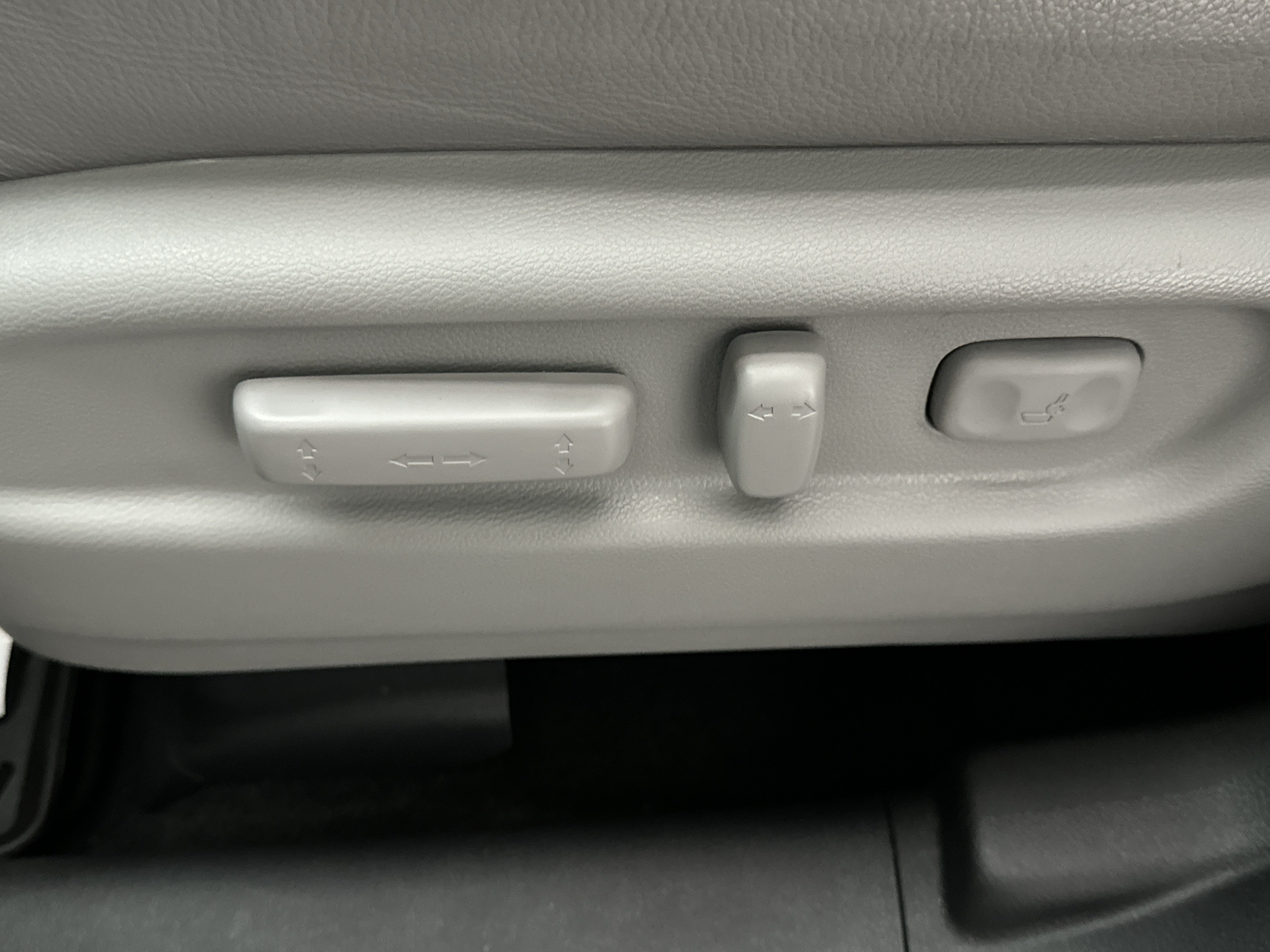 Used 2024 Honda Passport EX-L image 21