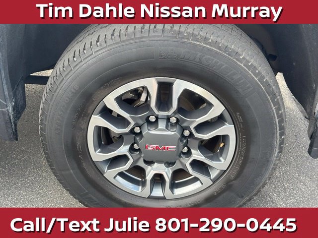 Used 2023 GMC Sierra 2500 SLT w/ SLT Premium Package AWD/4WD image 14