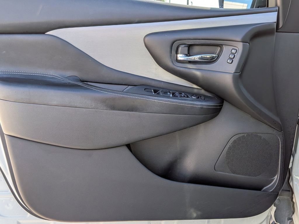 Used 2019 Nissan Murano SL FWD image 10
