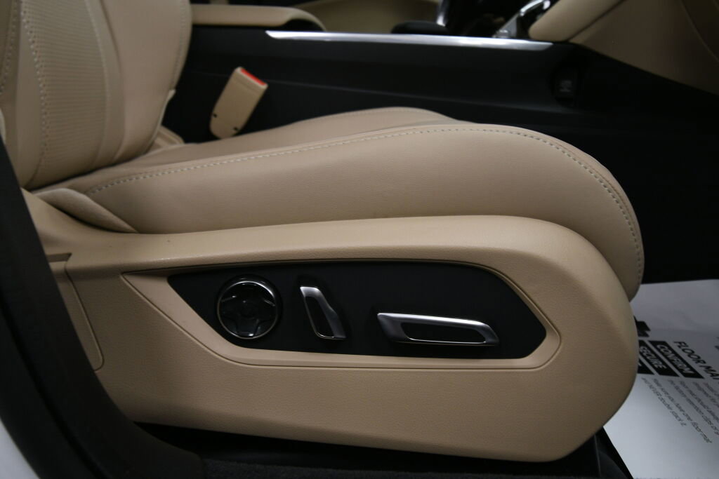 Used 2024 Acura TLX w/ Technology Package image 26