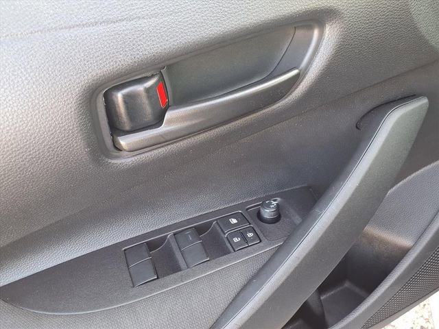 Used 2025 Toyota Corolla LE image 67