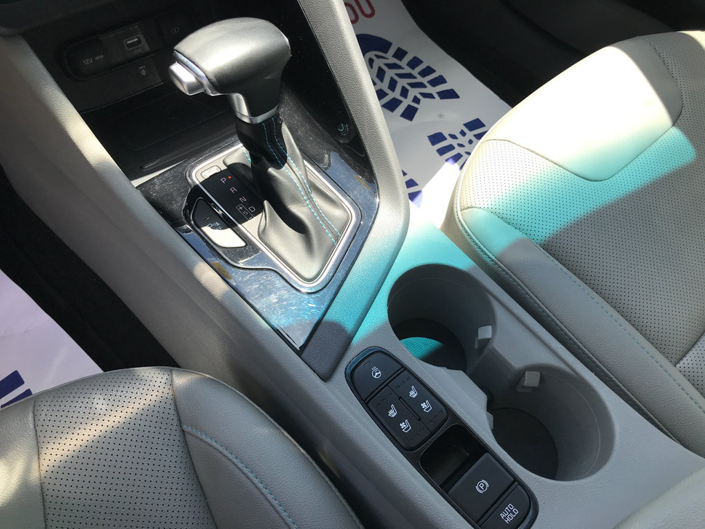 Used 2022 Kia Niro EX Premium FWD image 23