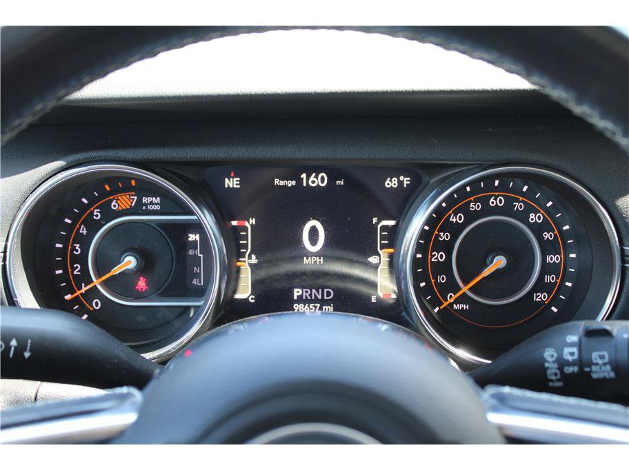 Used 2020 Jeep Wrangler Unlimited Sahara AWD/4WD image 20