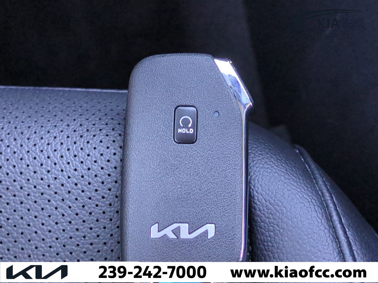 Certified 2024 Kia Sportage EX image 30