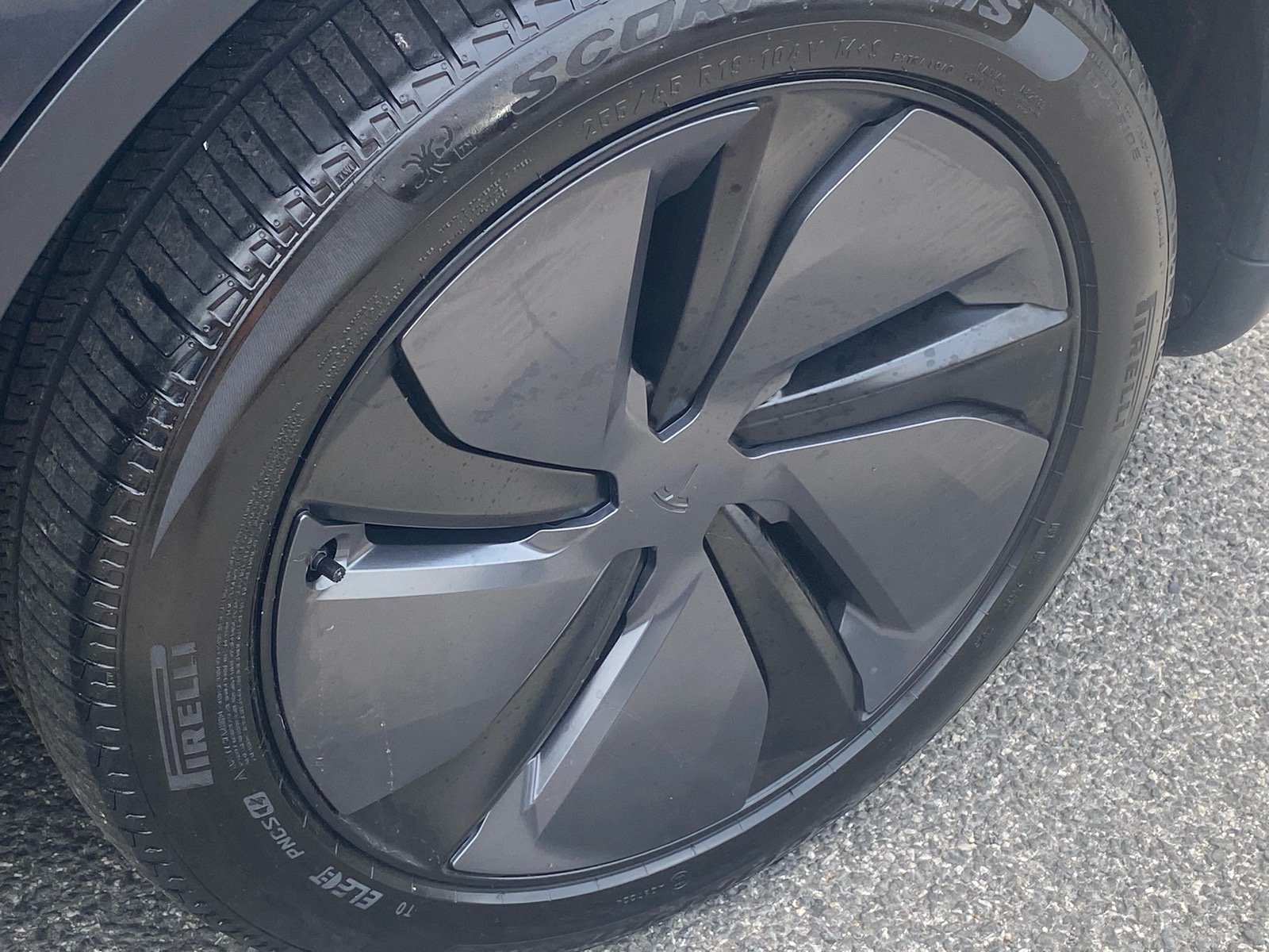 Used 2026 Tesla Model Y Long Range AWD/4WD image 23