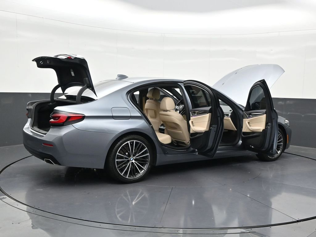 Used 2022 BMW 540i w/ Convenience Package RWD image 32