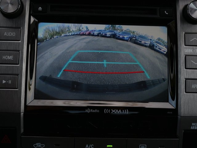 Used 2019 Toyota Tundra SR5 w/ SR5 Upgrade Package AWD/4WD image 26
