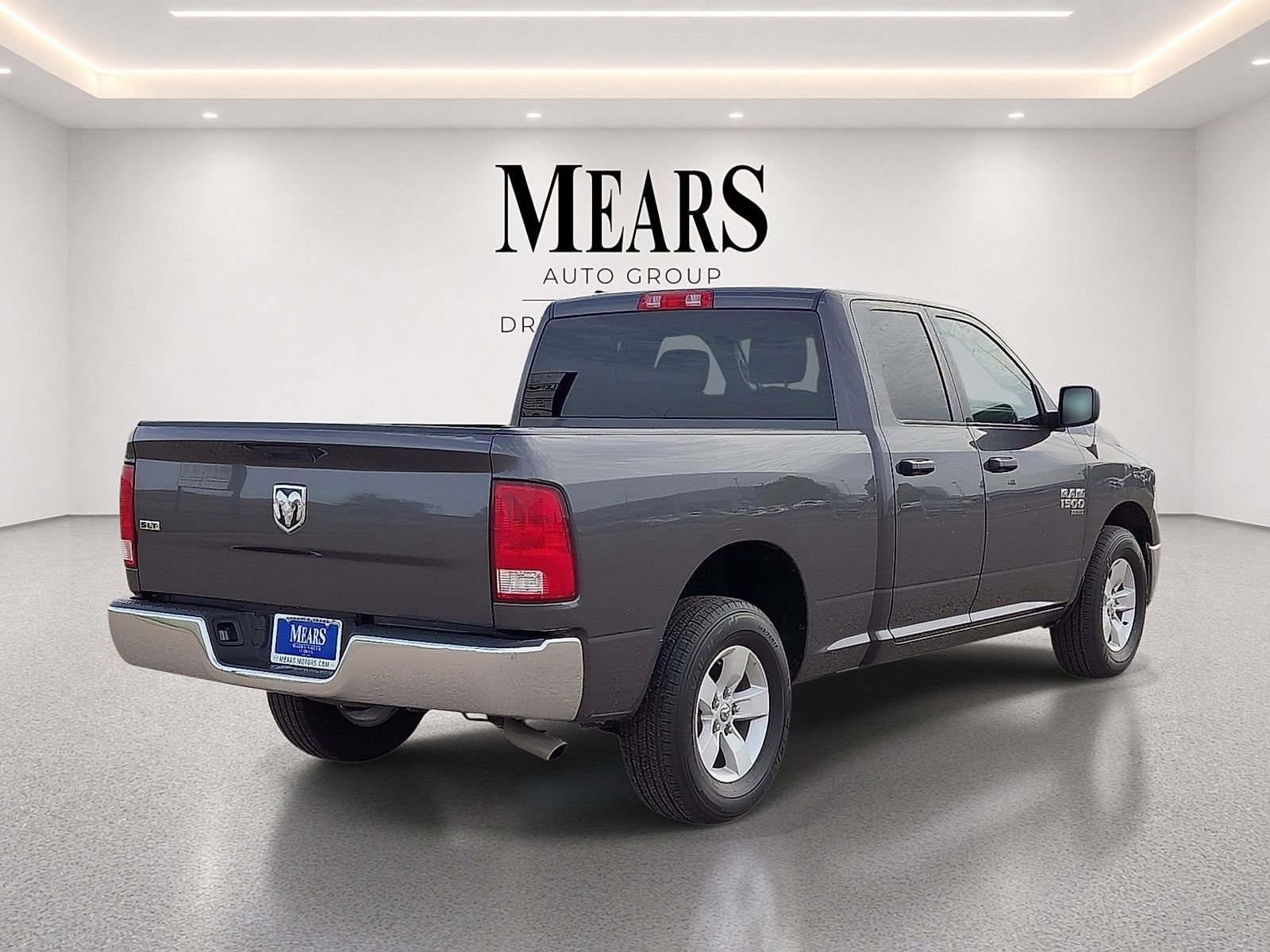 Used 2024 RAM 1500 Classic SLT RWD image 5