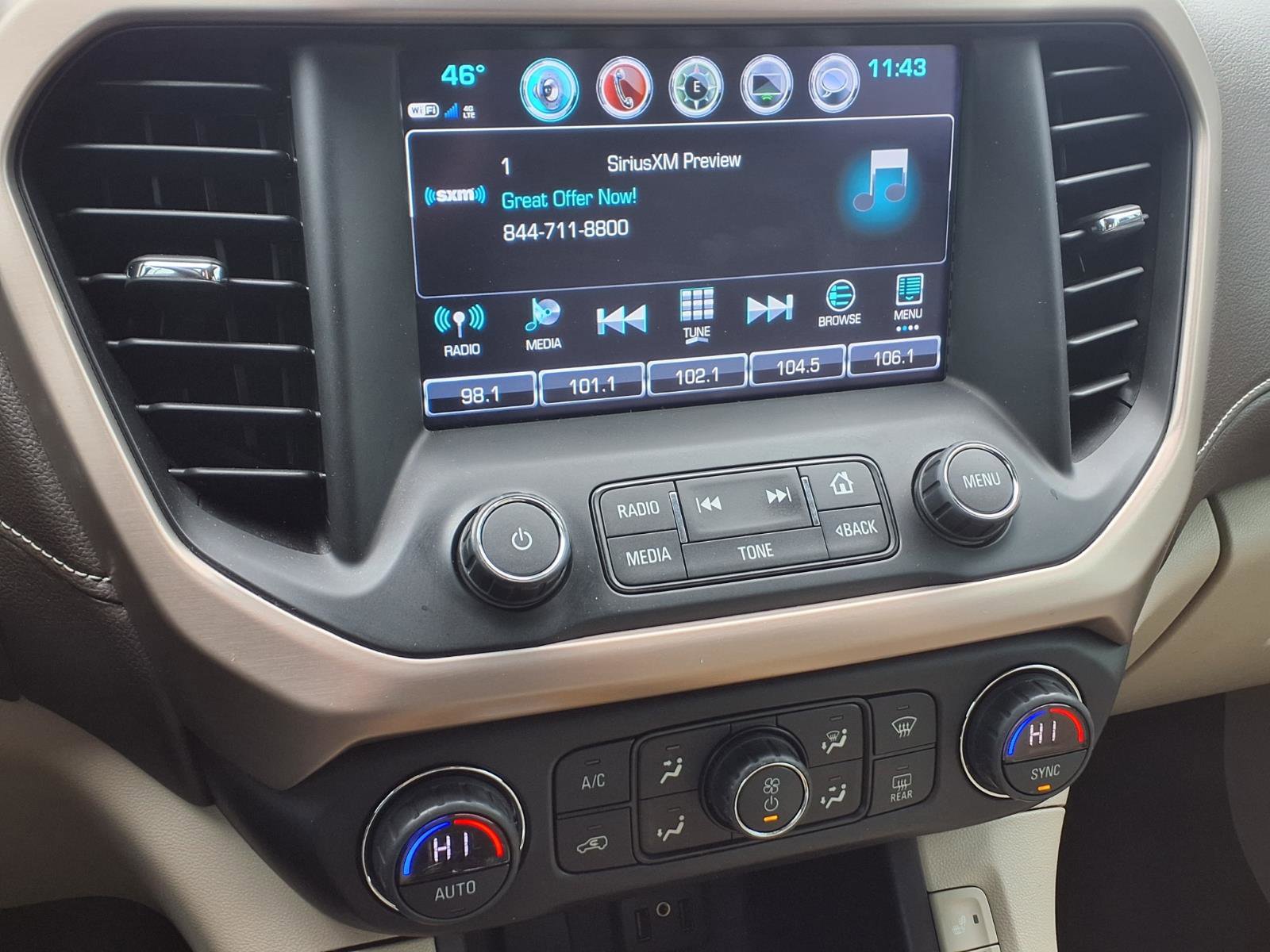 Used 2018 GMC Acadia Denali w/ Technology Package image 29