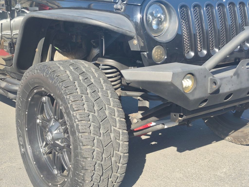 Used 2017 Jeep Wrangler Unlimited Sport w/ Connectivity Group image 10