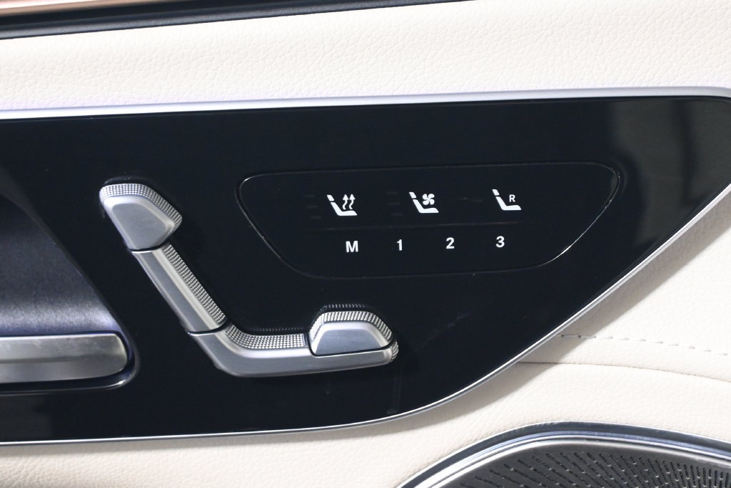 Certified 2023 Mercedes-Benz EQS 450+ 4MATIC SUV image 24