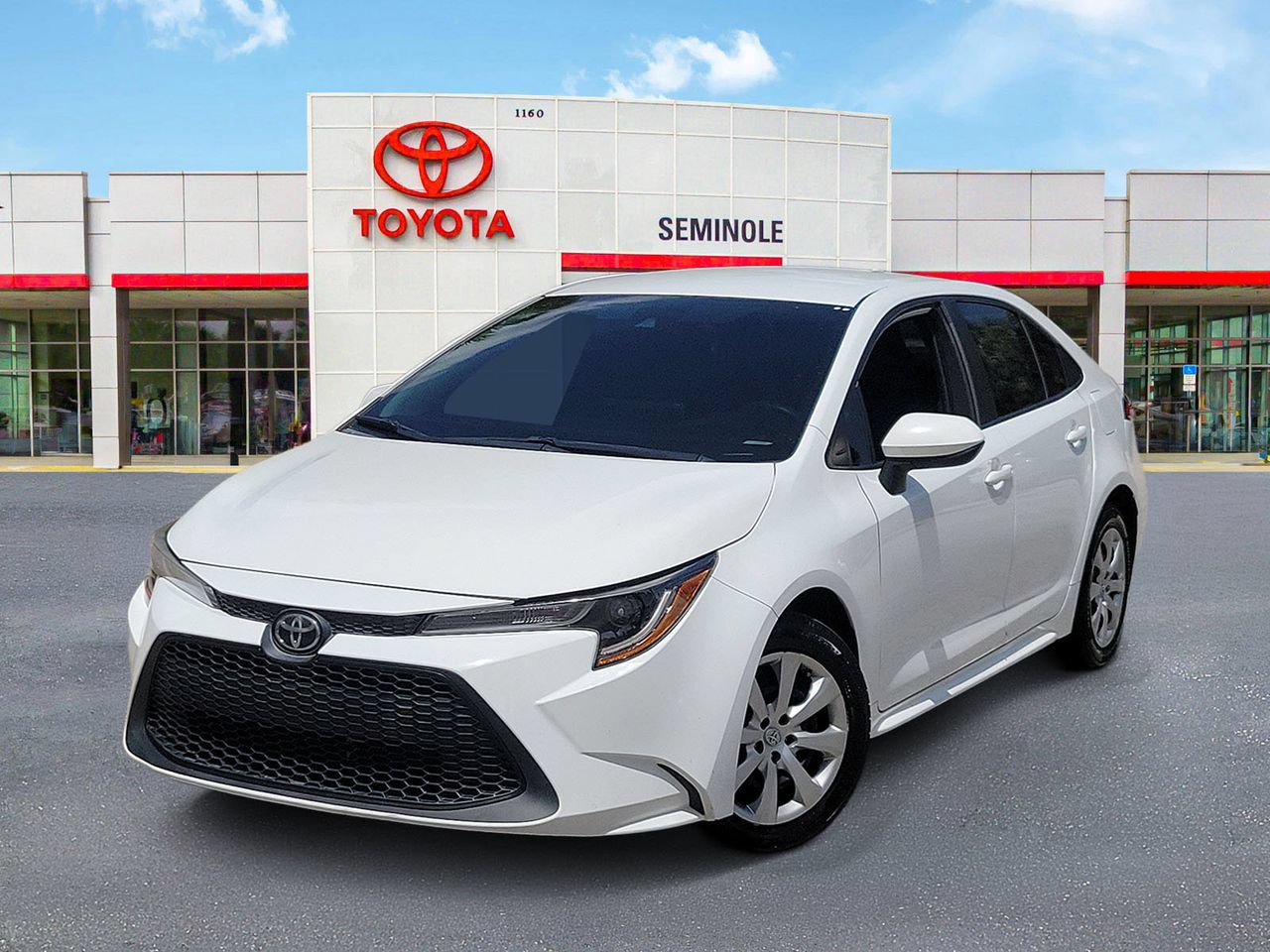 Used 2020 Toyota Corolla LE FWD image 1