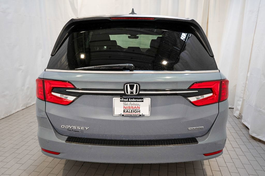 Used 2023 Honda Odyssey Touring image 4