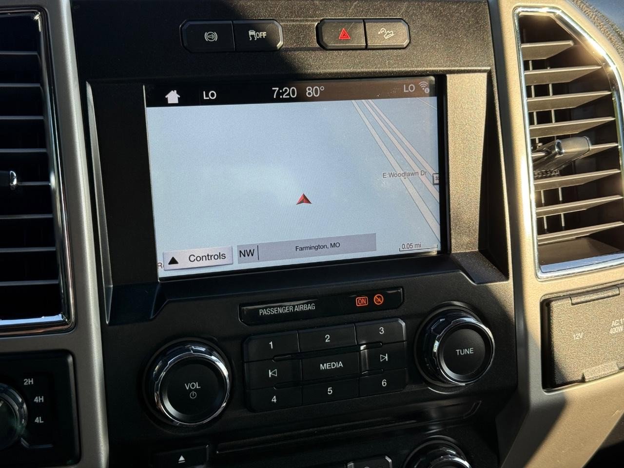 Used 2017 Ford F350 Lariat w/ Lariat Value Package image 17