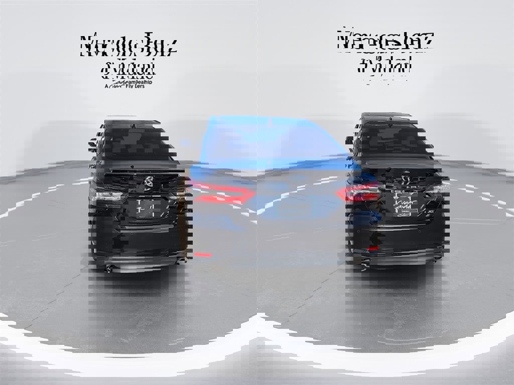 Used 2018 Toyota Camry XLE w/ Driver Assist Package image 7